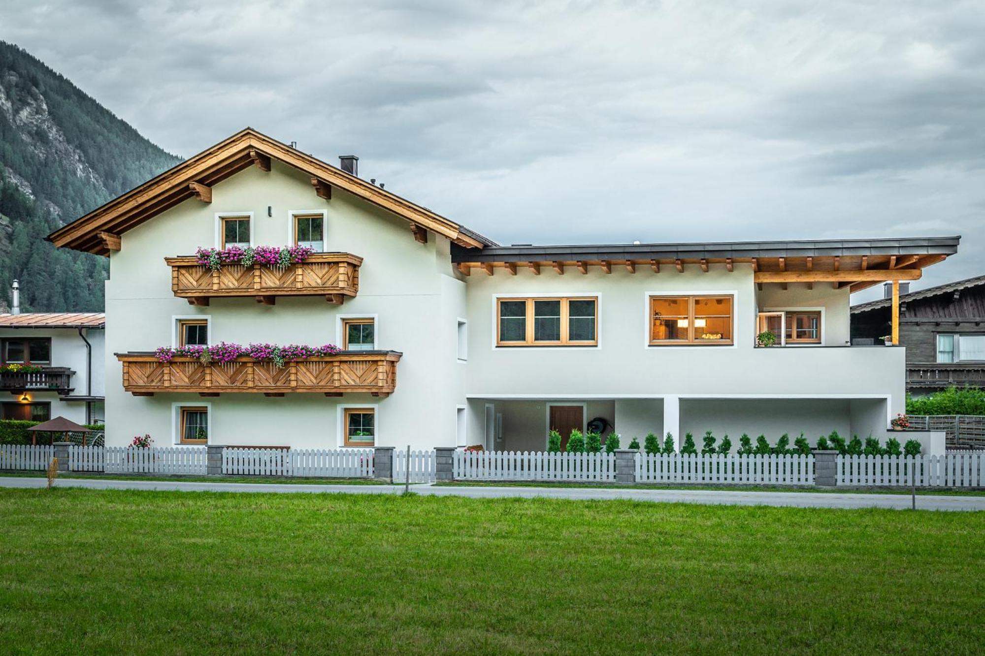 Апартаменты Haus Viktoria Лангенфельд Экстерьер фото